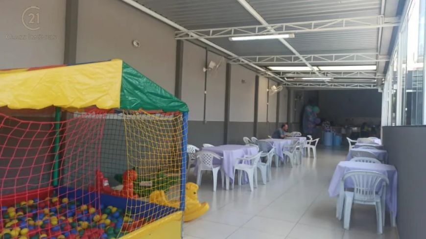 Casa à venda em Londrina, Ernani de Moura Lima, com 1 quarto, com 129 m²