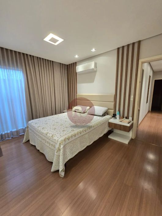 CONDOMÍNIO ALPHAVILLE 2 - CASA TÉRREA - R$ 2.400.000,00