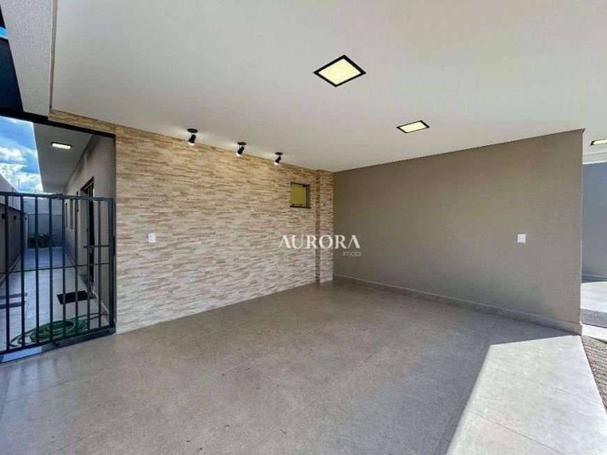 Linda casa térrea à venda - com 147m² de área útil, sendo 3 suítes - 1 master, Condomínio Parque Tau