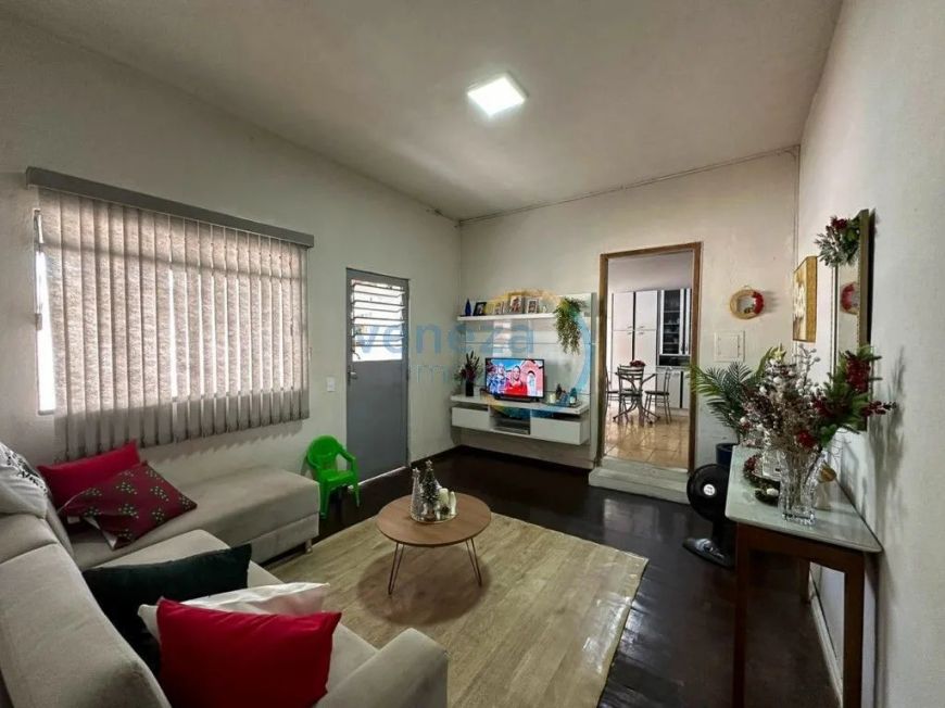 Casa Residencial com 3 quartos à venda por R$ 1200000.00, 123.67 m2 - CENTRO - LONDRINA/PR