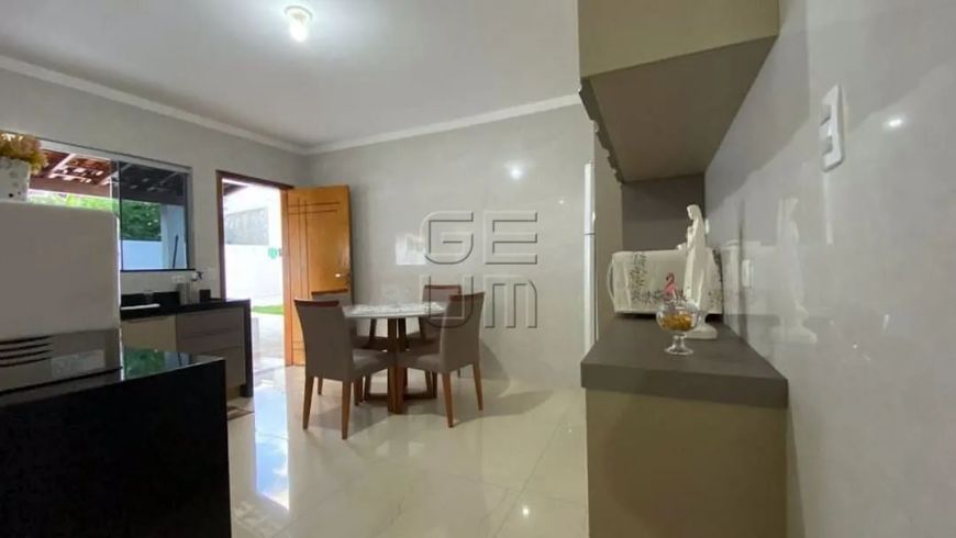 Casa com 4 dormitórios à venda por R$ 690.000,00 - Monte Belo - Londrina/PR