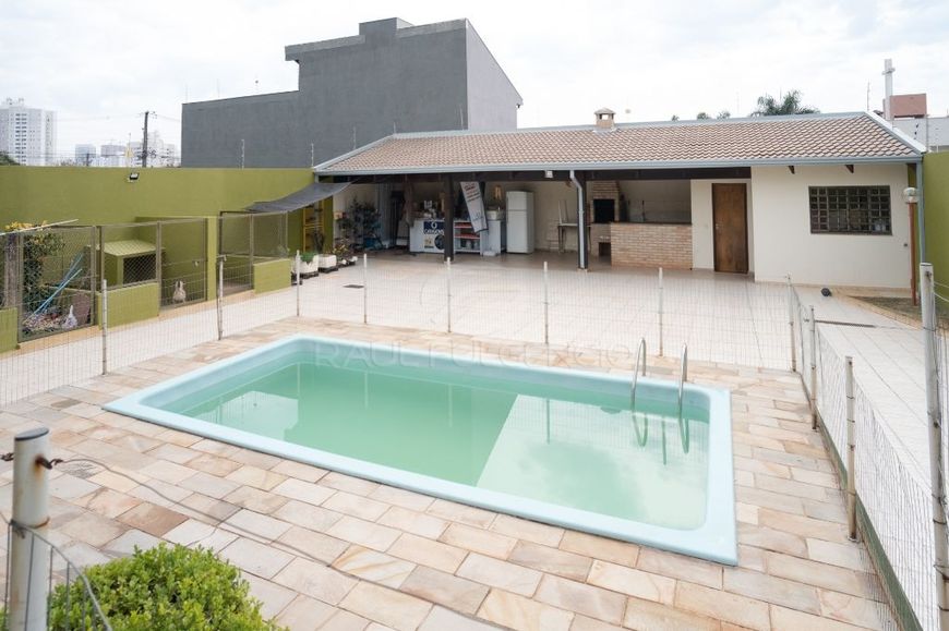 CASA NO PQ RES. ALCÂNTARA