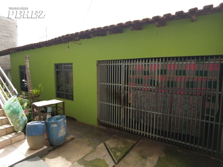 A Imobiliária Perez oferece a você uma ótima oportunidade de casa para venda em Londrina.