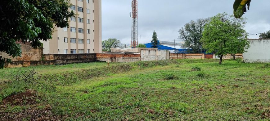 Terreno para venda com 2.480m² - frente para 2 ruas - plano - Zona Comercial 3 - Investimento