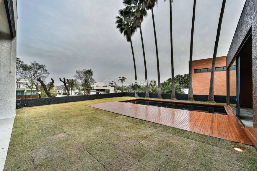Venda de Casa em Condomínio em Londrina-PR, bairro Gleba Fazenda Palhano