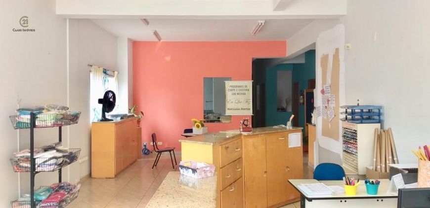 Casa à venda em Londrina, Aurora, com 3 quartos, com 564.92 m²