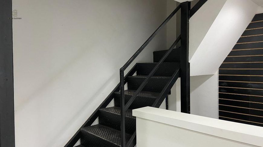 Sala à venda em Londrina, Centro, com 34 m²