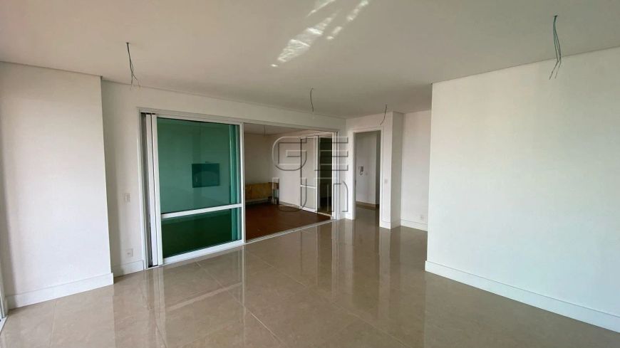 Apartamento com 3 dormitórios à venda, 236 m² por R$ 2.500.000,00 - Gleba Palhano - Londrina/PR