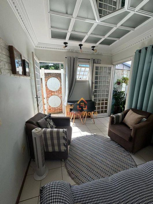 Investimento Lucrativo: Prédio Residencial com 8 Kitnets Locadas, à Venda