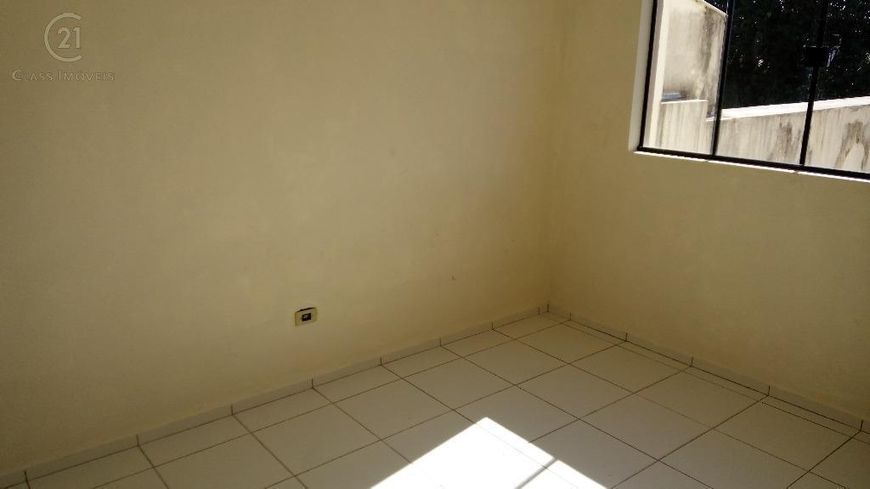 Casa à venda em Londrina, Parque Residencial João Piza, com 7 quartos, com 214 m²