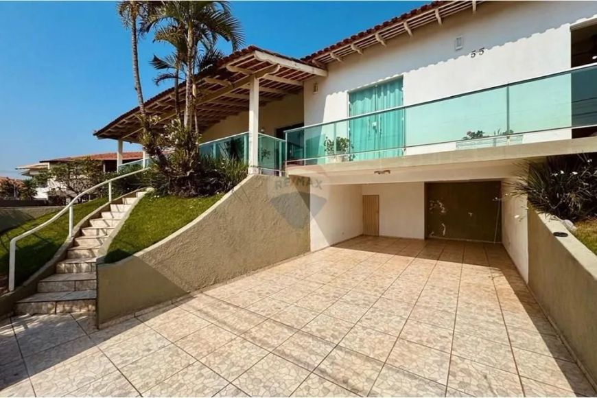 Casa em terreno de 750m² Jd Sumaré - Região Av. Maringá - Londrina