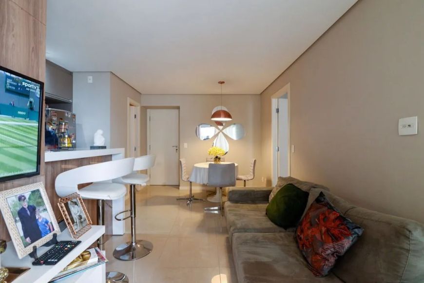 Apartamento no Edifício Torre Valencia com 1 dormitório à venda, 52 m² por R$ 585.000 - Gleba Palhan