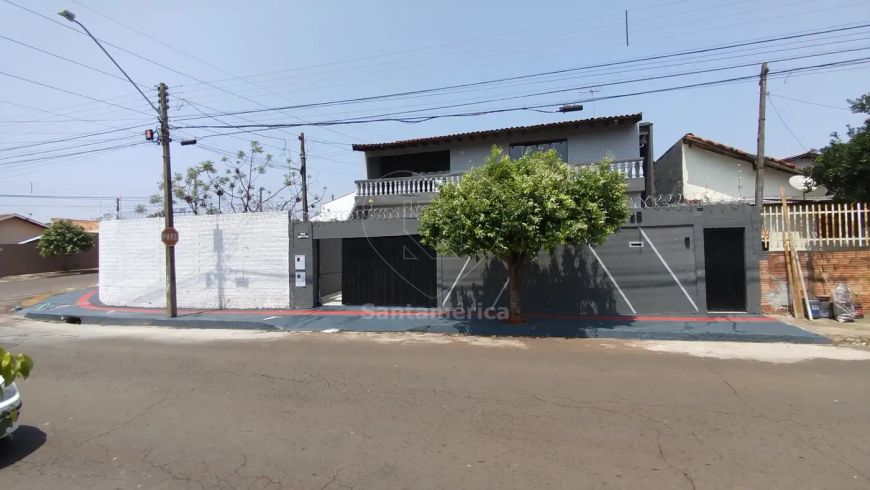 Casa residencial com 174m² à venda em Londrina