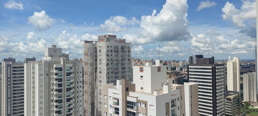 Apartamento para venda com 214 metros quadrados com 3 quartos