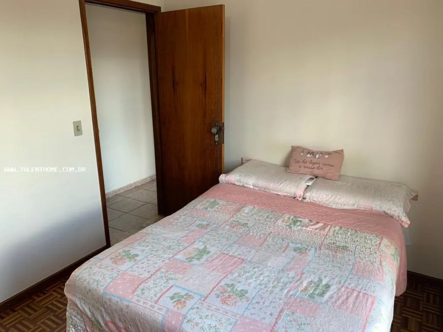 Casa para Venda em Londrina, Vera Cruz, 3 dormitórios, 2 banheiros, 2 vagas