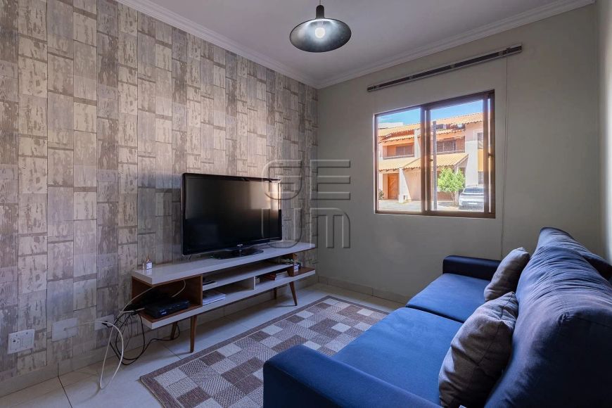 Casa com 3 dormitórios à venda, 140 m² por R$ 650.000,00 - Pinheiros - Londrina/PR
