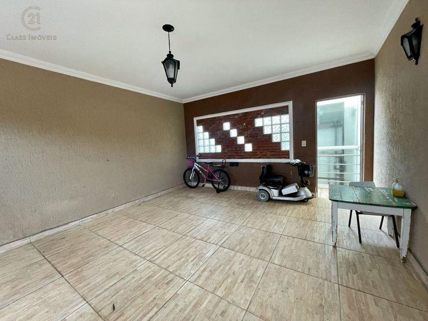 Casa à venda em Londrina, Alpes, com 3 quartos, com 272.66 m²