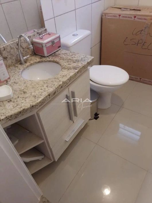 Apartamento com 2 dormitórios à venda, 53 m² por R$ 281.000,00 - São Vicente - L