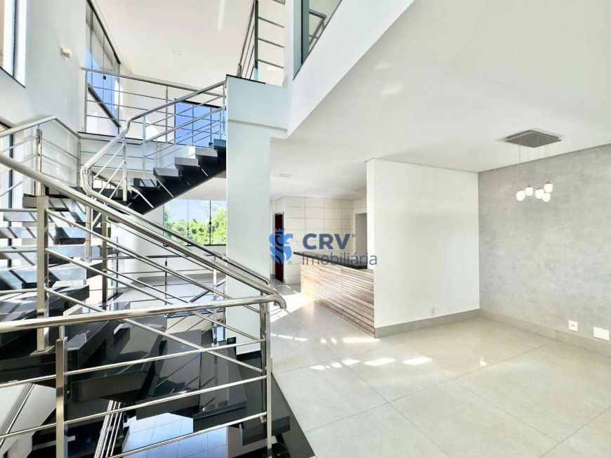 Sobrado à venda, 330 m² por R$ 2.190.000,00 - H.U. - Londrina/PR