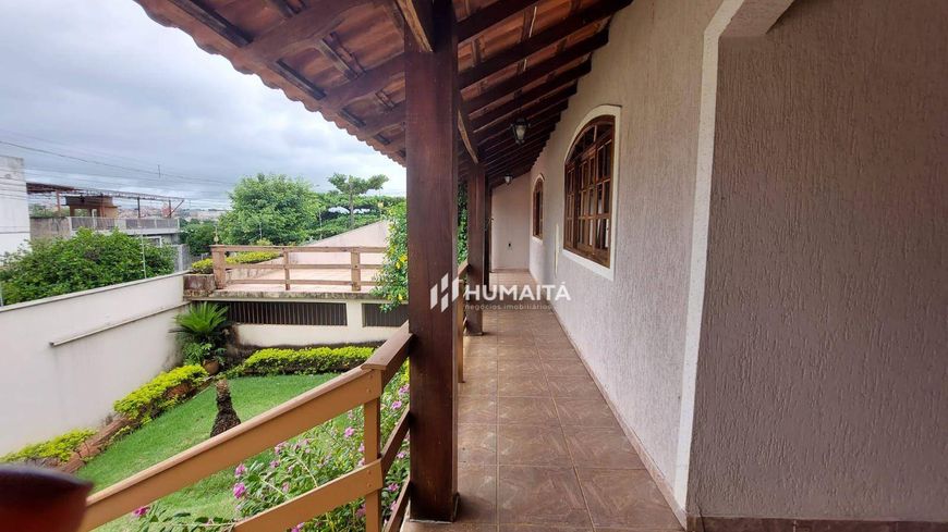 Casa com 3 dormitórios à venda, 185 m² por R$ 440.000,00 - Vila Matarazzo - Londrina/PR