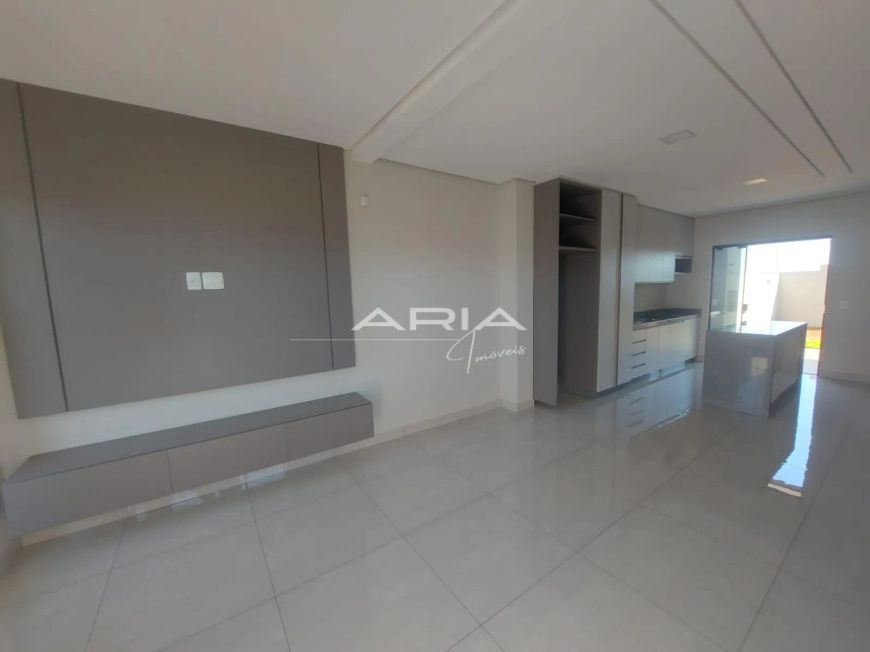 Casa Sobrado com 3 quartos, 1 suíte, Parque Tauá externo, Londrina PR