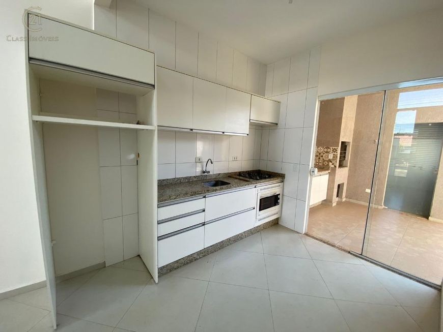 Casa à venda em Londrina, Colúmbia, com 3 quartos, com 81 m²