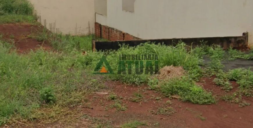 Terreno com 129 m² na região Leste de Londrina