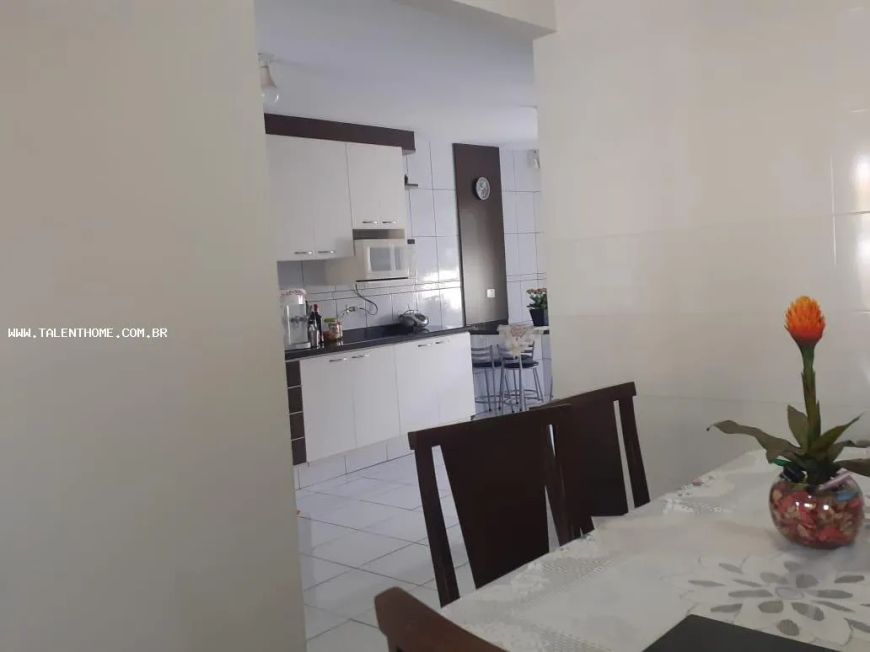 Casa para Venda em Londrina, Leonor, 3 dormitórios, 1 suíte, 3 banheiros, 2 vagas