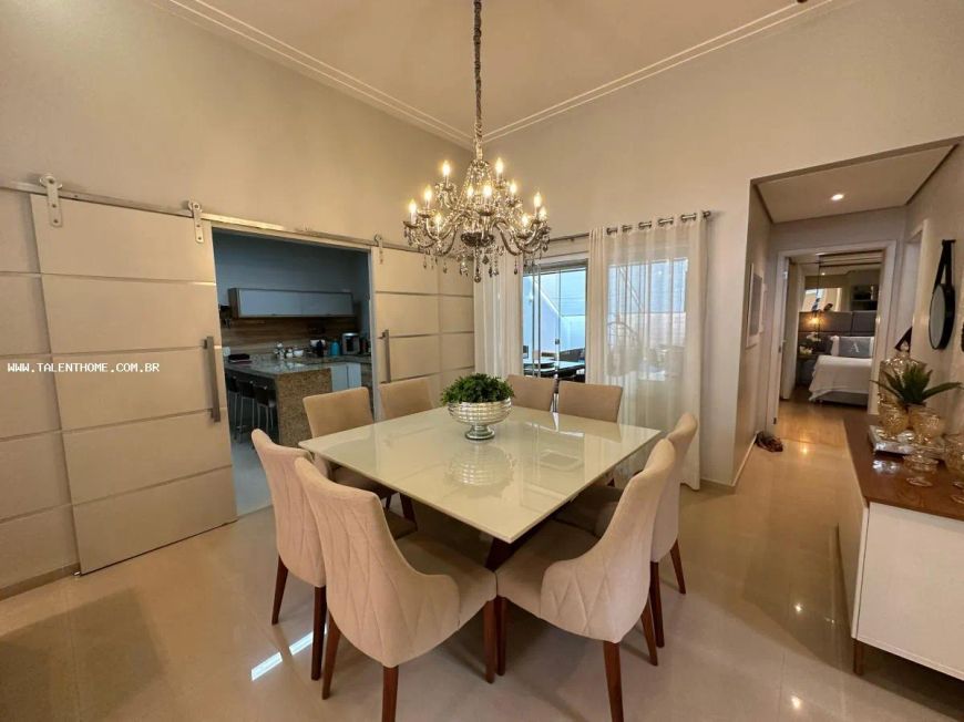 Casa para Venda em Londrina, Jardim Pacaembu, 3 dormitórios, 2 suítes, 4 banheiros, 3 vagas