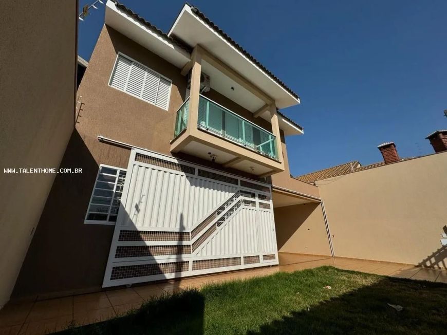Casa para Venda em Londrina, Jardim Alah, 4 dormitórios, 1 suíte, 4 banheiros, 4 vagas