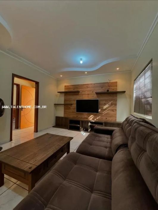 Casa para Venda em Londrina, Jardim Alah, 4 dormitórios, 1 suíte, 4 banheiros, 4 vagas