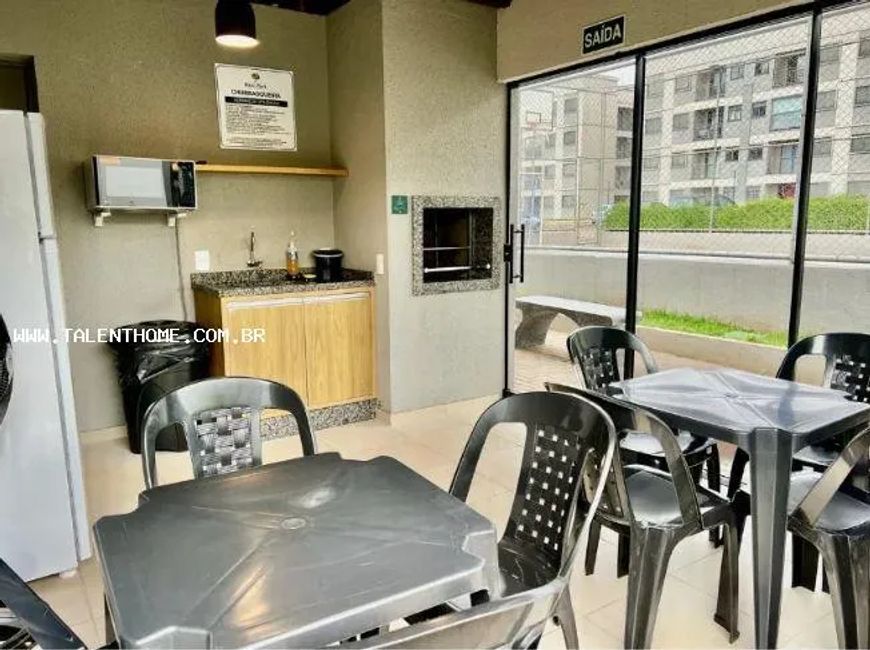 Apartamento para Venda em Londrina, VIVI XAVIER, 2 dormitórios, 1 banheiro, 1 vaga