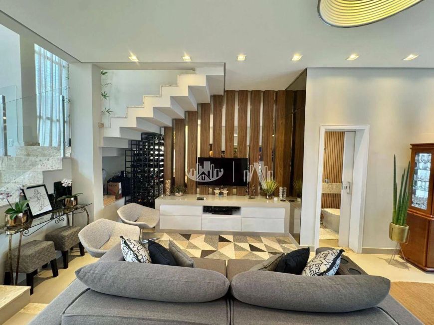 Sobrado com 4 quartos à venda, 335 m² por R$ 3.300.000 - Sun Lake Residence - Zona Sul de Londrina/P