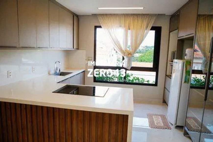 | Casa | Lago Parque | à venda | 3 quartos | 2 vagas | Londrina