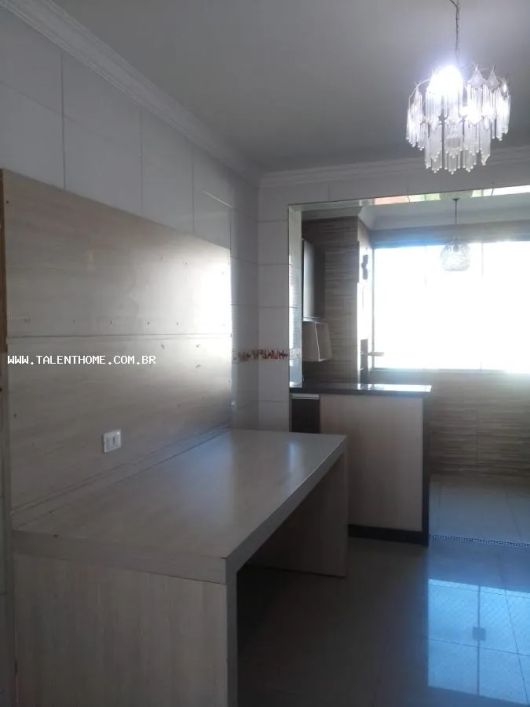 Apartamento para Venda em Londrina, EDIFÍCIO LENOCA, 4 dormitórios, 2 banheiros, 1 vaga