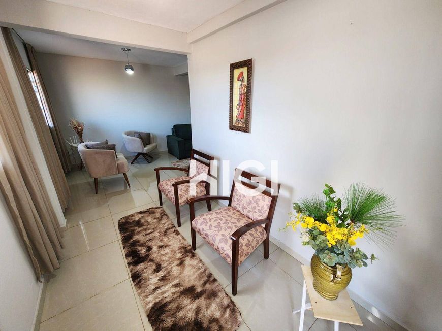 Lindo sobrado c/ 3 quartos (2 suítes), 252m², churrasqueira aos fundos - Jd. Imagawa