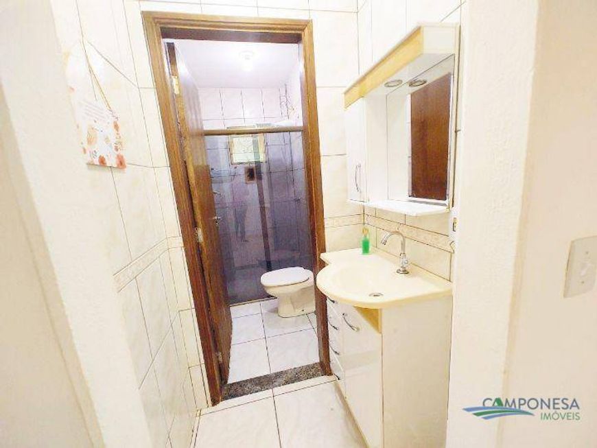 Casa com 3 dormitórios à venda, 130 m² por R$ 290.000,00 - Vila A B Vicentini - Londrina/PR