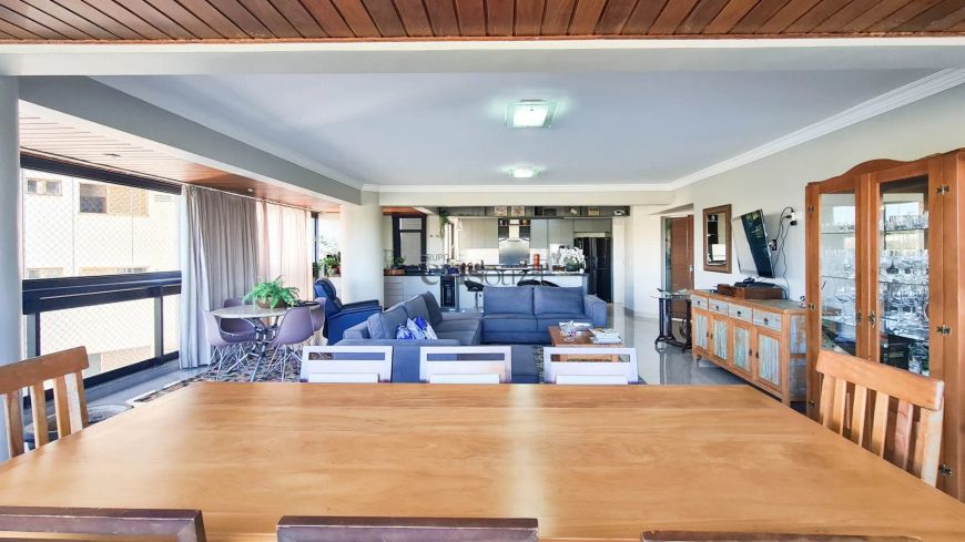 Apartamento a Venda, 03 QUARTOS - 205m2
