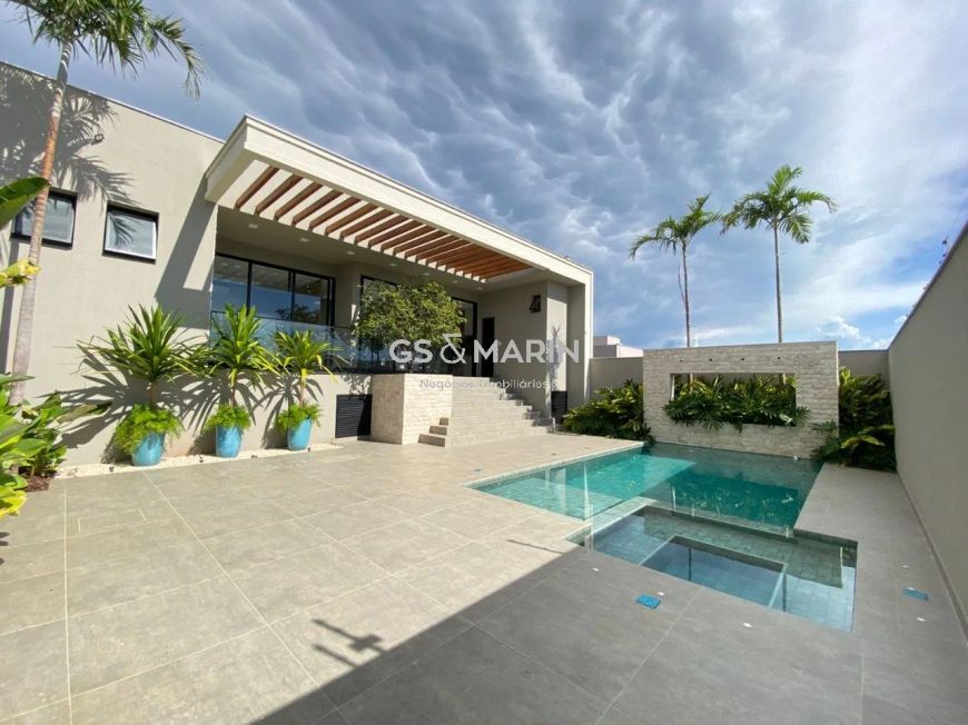 Casa na Zona Sul, disponível para venda