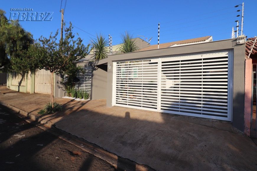 A Imobiliária Perez oferece à você essa ótima oportunidade de casa para venda em Londrina: