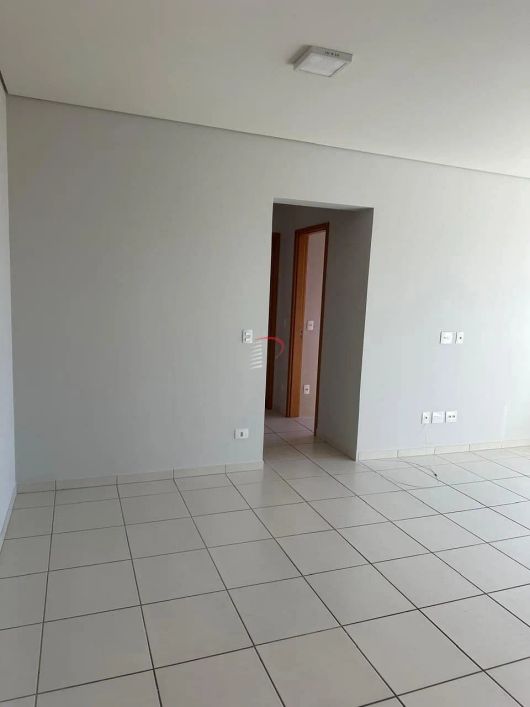 Ed. Aquajardim - Apartamento à venda com 2 dormitórios (1 suíte) - Centro, Londrina, PR