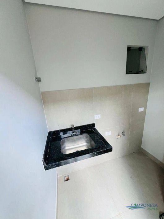 Sobrado com 3 dormitórios à venda, 140 m² por R$ 660.000,00 - Leonor - Londrina/PR