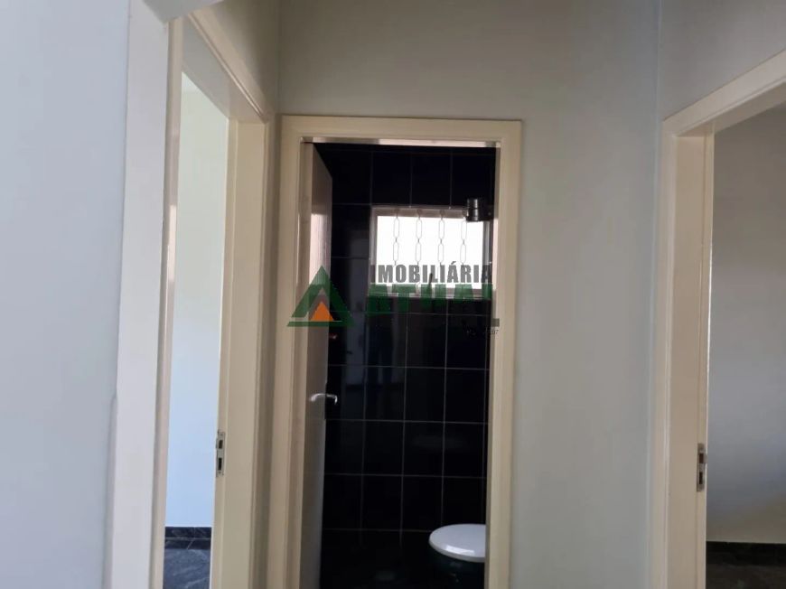 Casa com 02 quartos, sendo 01 suíte na região Norte de Londrina