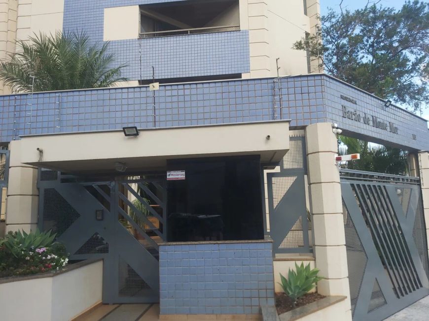 Apartamento com 03 quartos, sendo 01 suíte na região Central de Londrina