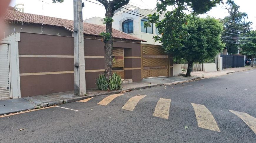 Casa à venda em Londrina, Lago Parque, com 4 suítes, com 250 m²
