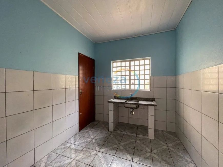 Casa Residencial com 6 quartos à venda por R$ 240000.00, 176.11 m2 - TOKIO - LONDRINA/PR