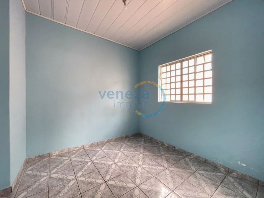 Casa Residencial com 6 quartos à venda por R$ 240000.00, 176.11 m2 - TOKIO - LONDRINA/PR