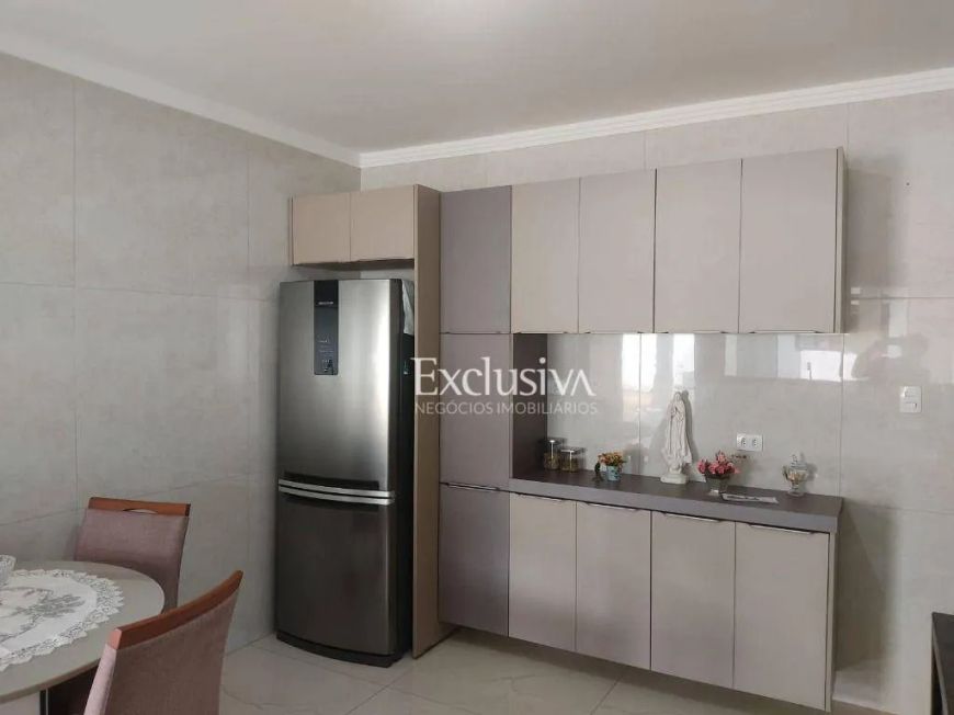 Casa com 4 quartos à venda, 201 m²- Monte Belo - Londrina/PR