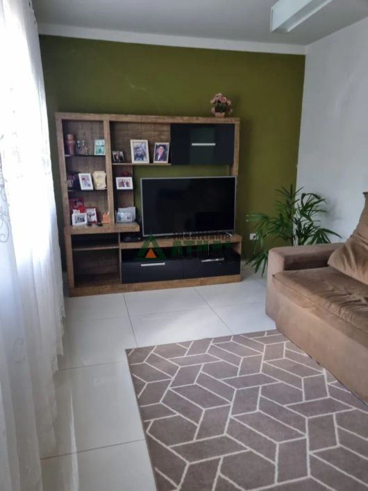 Casa com 02 quartos na região Norte de Londrina