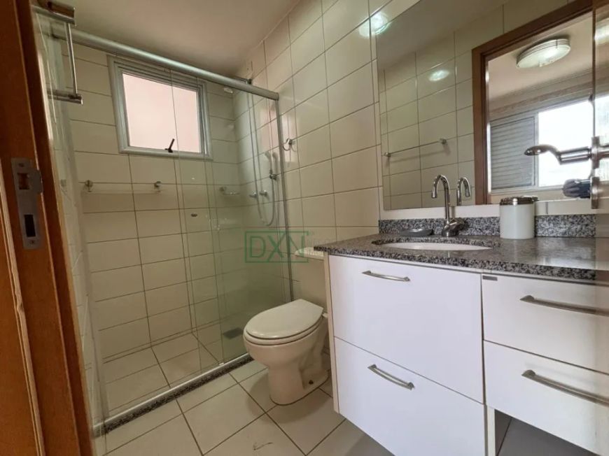 APARTAMENTO COM 2 QUARTOS EM ANDAR ALTO NO CONDOMINIO DUE TORRI